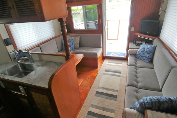 39ft Kadey Krogen Yacht For Sale