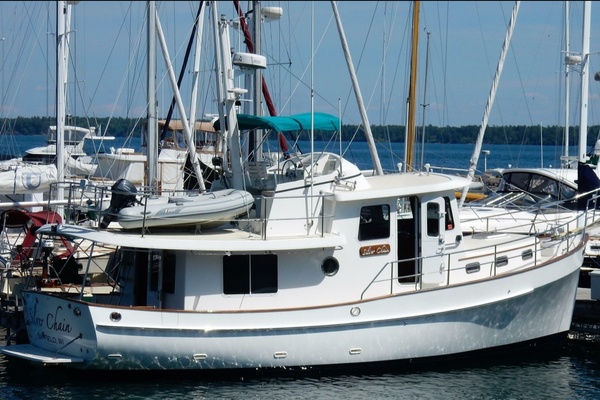 39ft Kadey Krogen Yacht For Sale