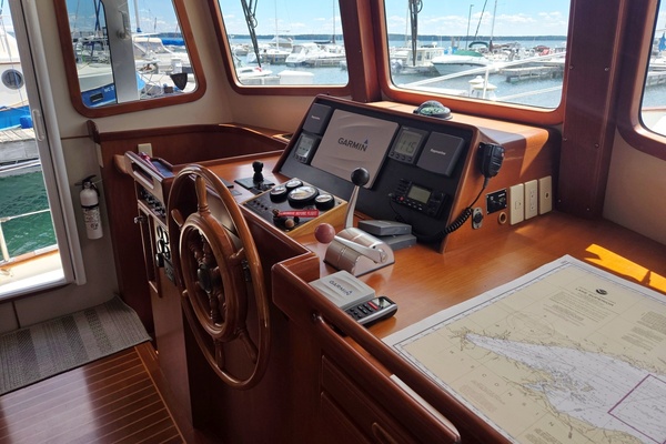 39ft Kadey Krogen Yacht For Sale