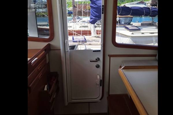 39ft Kadey Krogen Yacht For Sale