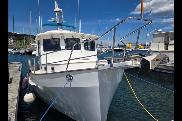 39ft Kadey Krogen Yacht For Sale