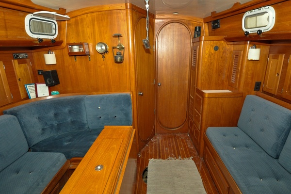 1984 Bristol 41.1 - Petrel