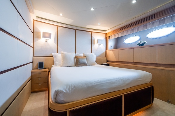 Princess Princess 95 Yacht For Sale