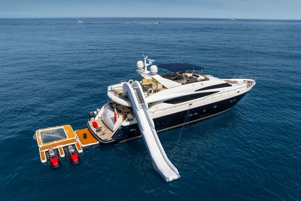 95' Princess Yachts