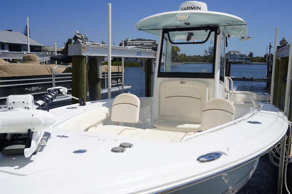 27ft Sea Hunt Yacht For Sale
