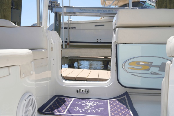 27ft Sea Hunt Yacht For Sale
