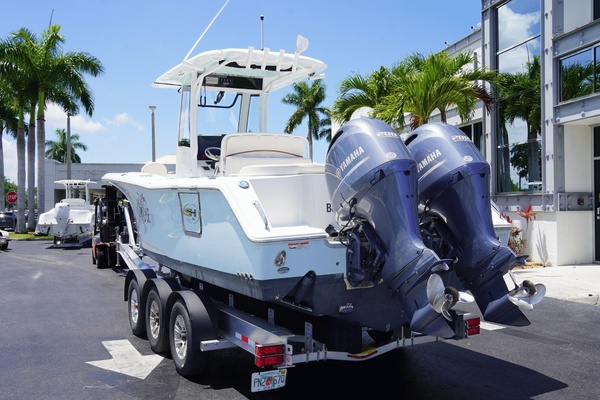 27ft Sea Hunt Yacht For Sale