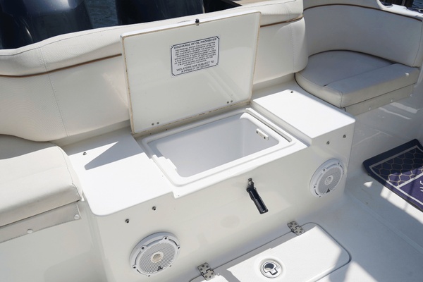 27ft Sea Hunt Yacht For Sale