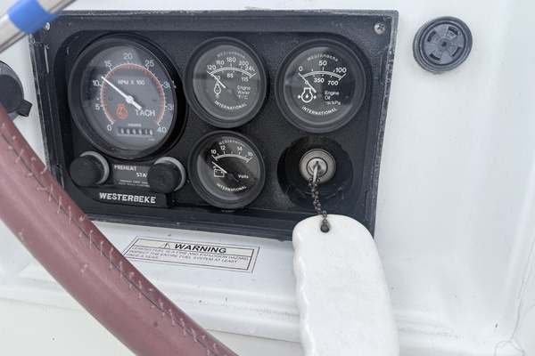 Off Piste 47ft Beneteau Yacht For Sale