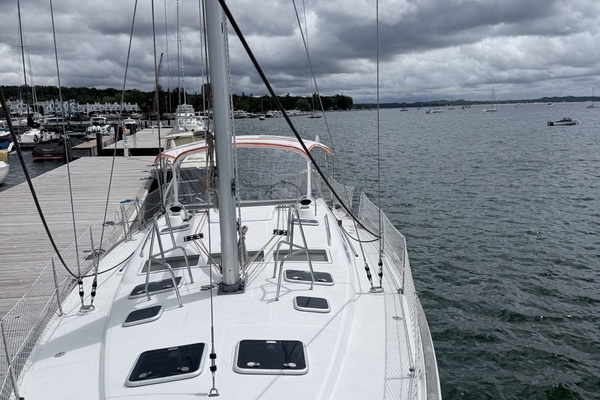Off Piste 47ft Beneteau Yacht For Sale