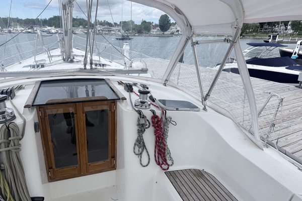 Off Piste 47ft Beneteau Yacht For Sale