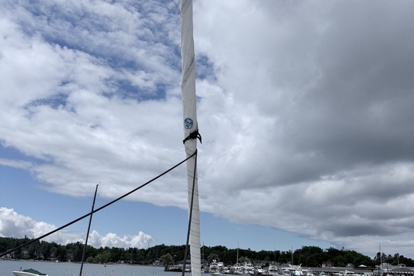 Off Piste 47ft Beneteau Yacht For Sale