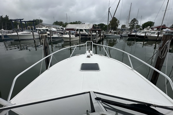 Photo of the 2000 Albemarle 280 Express Fisherman "Knot On Call"
