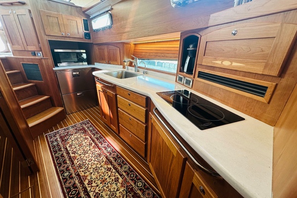 Peregrine 48ft Sabre Yacht For Sale