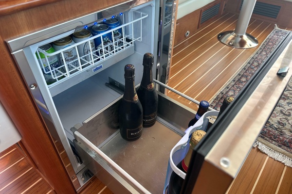 Peregrine 48ft Sabre Yacht For Sale