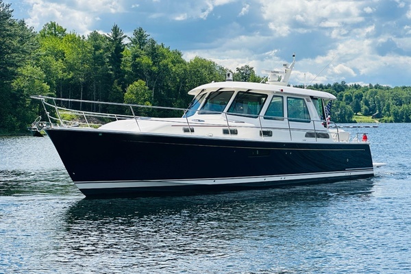 2025 Sabre 48