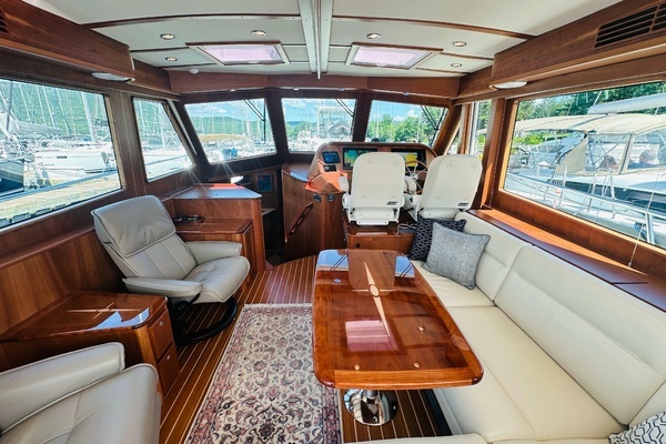 2025 Sabre 48