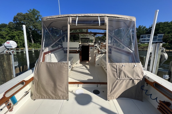 35ft Viking Yacht For Sale