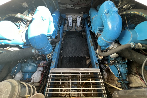 35ft Viking Yacht For Sale