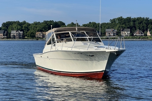 35-ft-Viking-1985-35 Express- Clay New York United States  yacht for sale