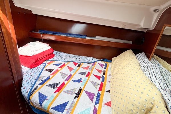 SOUND WAVES 42ft Beneteau Yacht For Sale