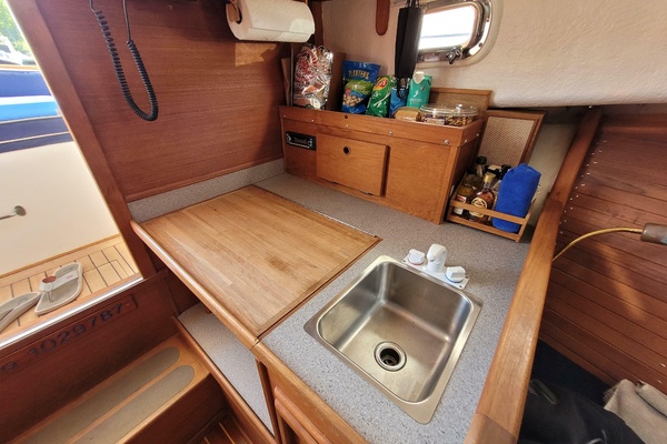 Mystique 26ft Webbers Cove Yacht For Sale