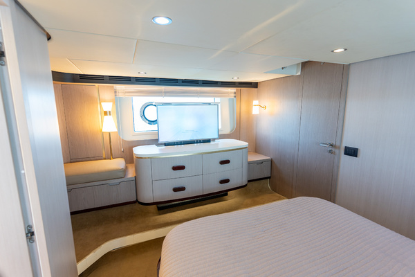 60ft Azimut Yacht For Sale