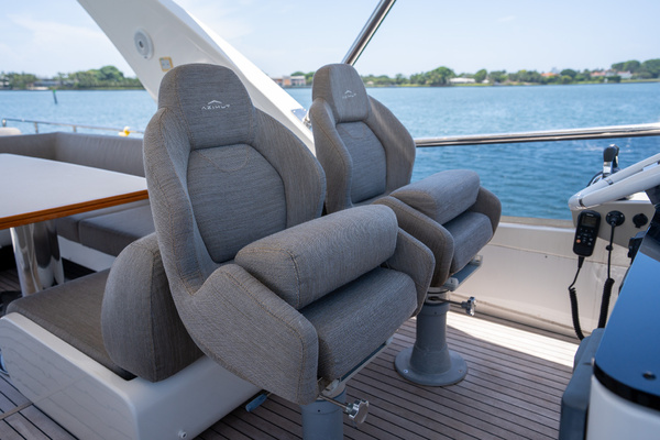 60ft Azimut Yacht For Sale