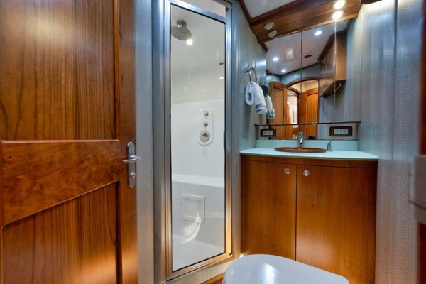LET IT RIDE 66ft Sculley Yacht For Sale