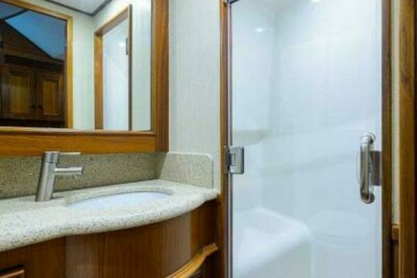 Jim Smith Walkaround Express Yacht For Sale