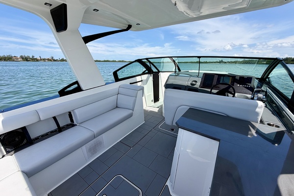 Steel City 32ft Aviara Yacht For Sale