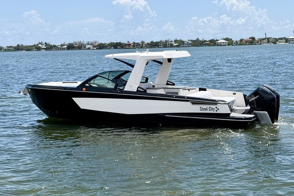 2022 Aviara 32