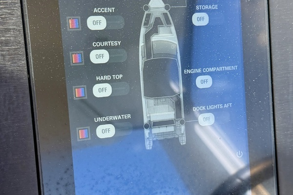 2022 Aviara 32