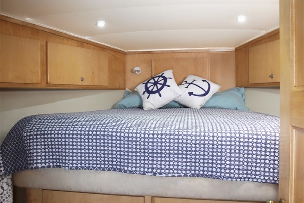 Navigator 50 Classic Yacht For Sale