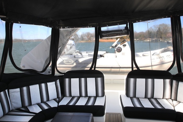 Navigator 50 Classic Yacht For Sale