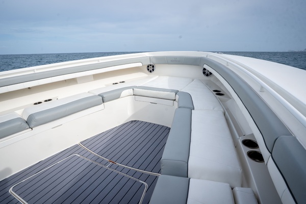 41ft Regulator Yacht For Sale