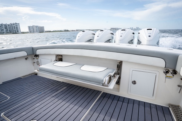 41ft Regulator Yacht For Sale