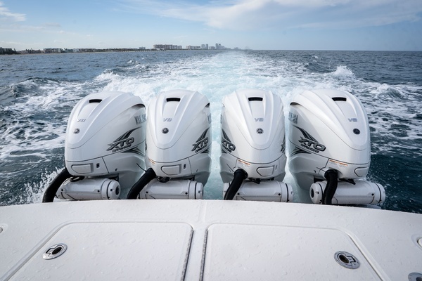 Regulator 41 Yacht For Sale
