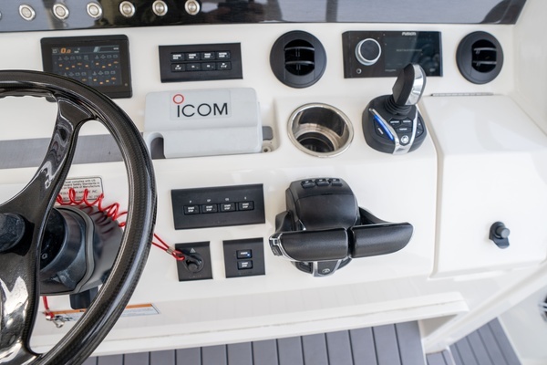 Regulator 41 Yacht For Sale