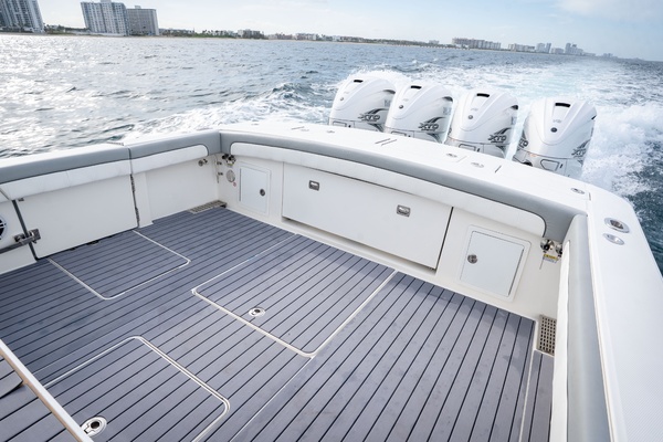 41ft Regulator Yacht For Sale