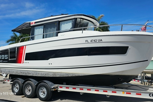 29-ft-Jeanneau-2025-NC 895 Sport S2- Bonita Springs Florida United States  yacht for sale