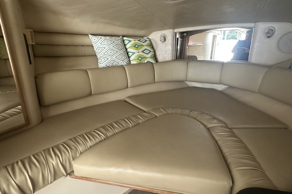 29ft Sea Ray Yacht For Sale