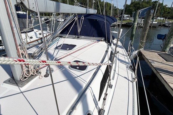 PERFECT PITCH 38ft Catalina Yacht For Sale