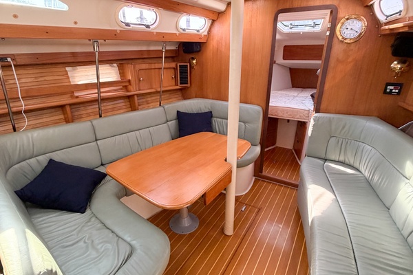 PERFECT PITCH 38ft Catalina Yacht For Sale