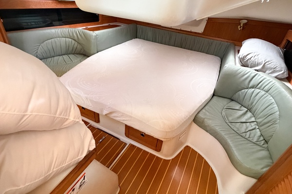 PERFECT PITCH 38ft Catalina Yacht For Sale