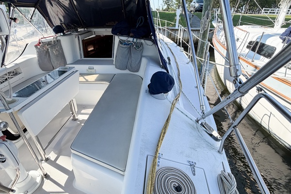 PERFECT PITCH 38ft Catalina Yacht For Sale