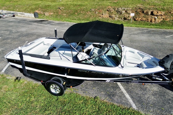 20ft Correct Craft Yacht For Sale