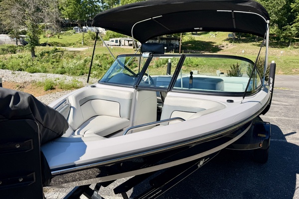20ft Correct Craft Yacht For Sale