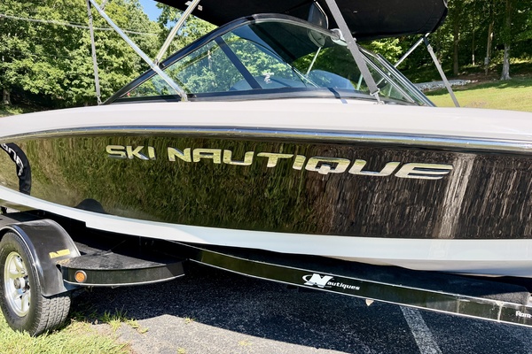 20ft Correct Craft Yacht For Sale