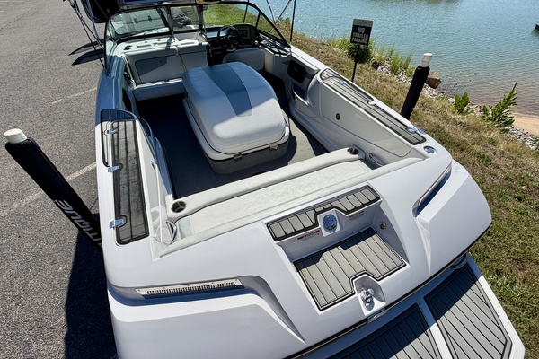 20ft Correct Craft Yacht For Sale